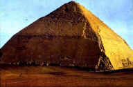 Medom pyramid